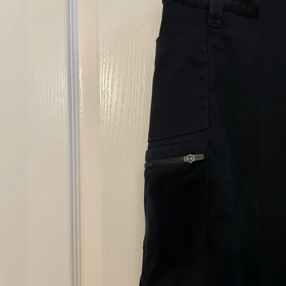 Athleta women’s black skort size 8 - Picture 3 of 7